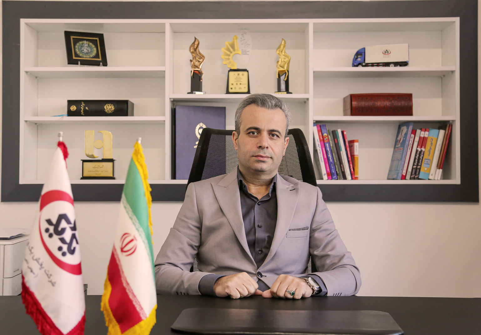 آقای ساسان احمدی 